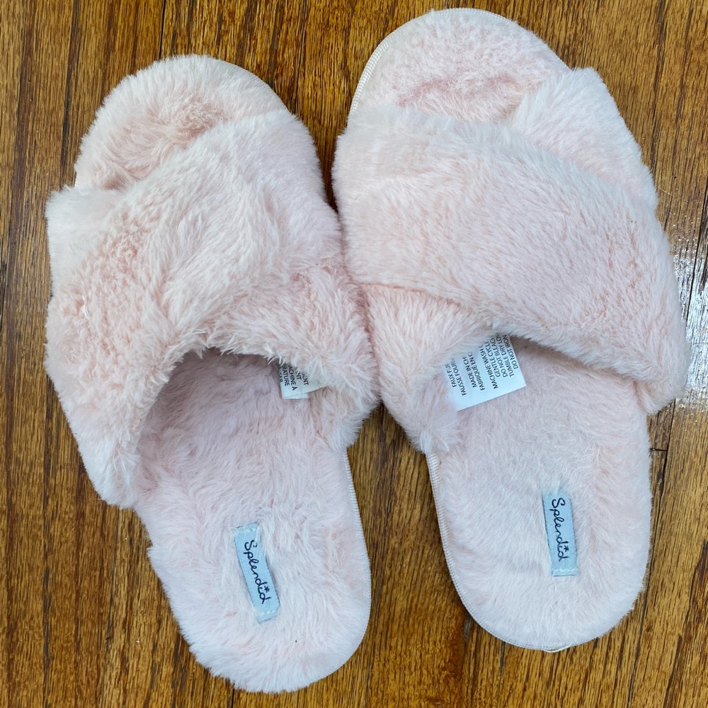 Splendid Comfy Fur Slippers